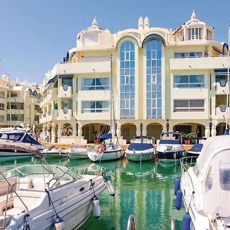 2 Bedroom In Semesterbostad Fuengirola